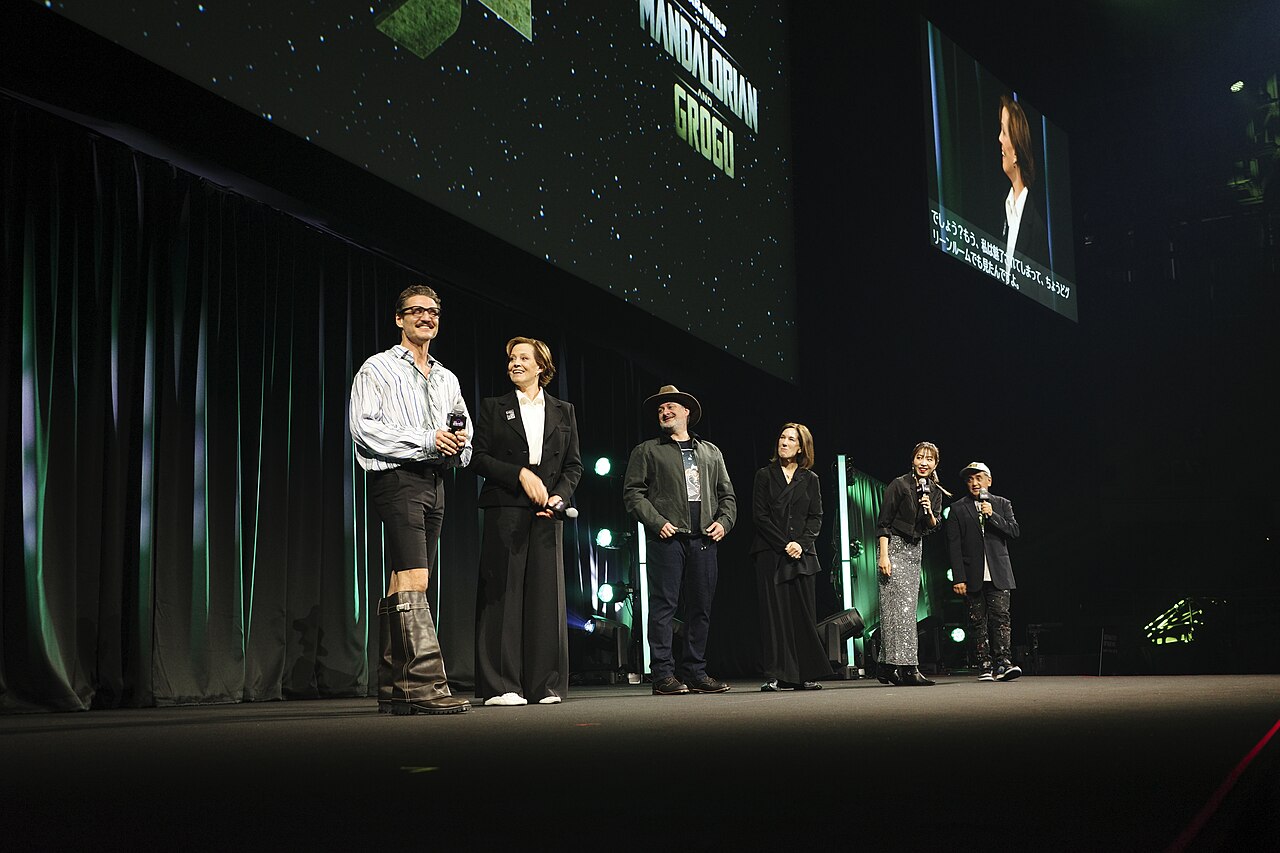 Panel de The Mandalorian and Grogu en el Star Wars Celebration 2025 en Japón, con Pedro Pascal, Sigourney Weaver y Dave Filoni