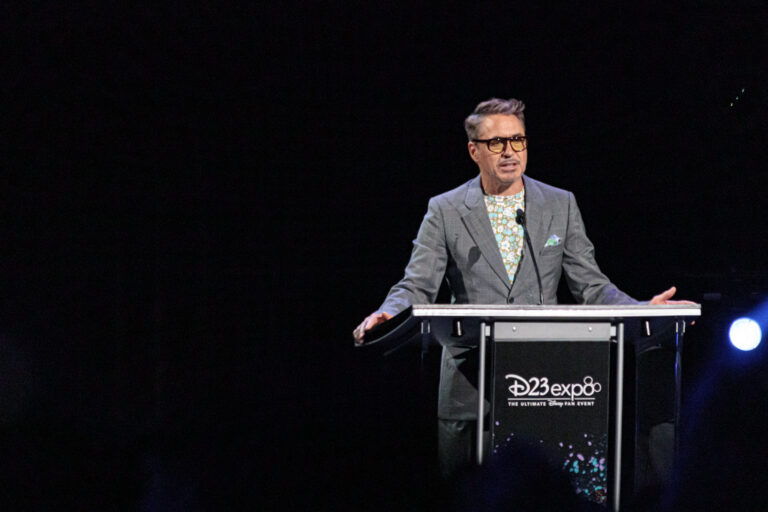 Robert Downey Jr. en un evento de Disney/D23